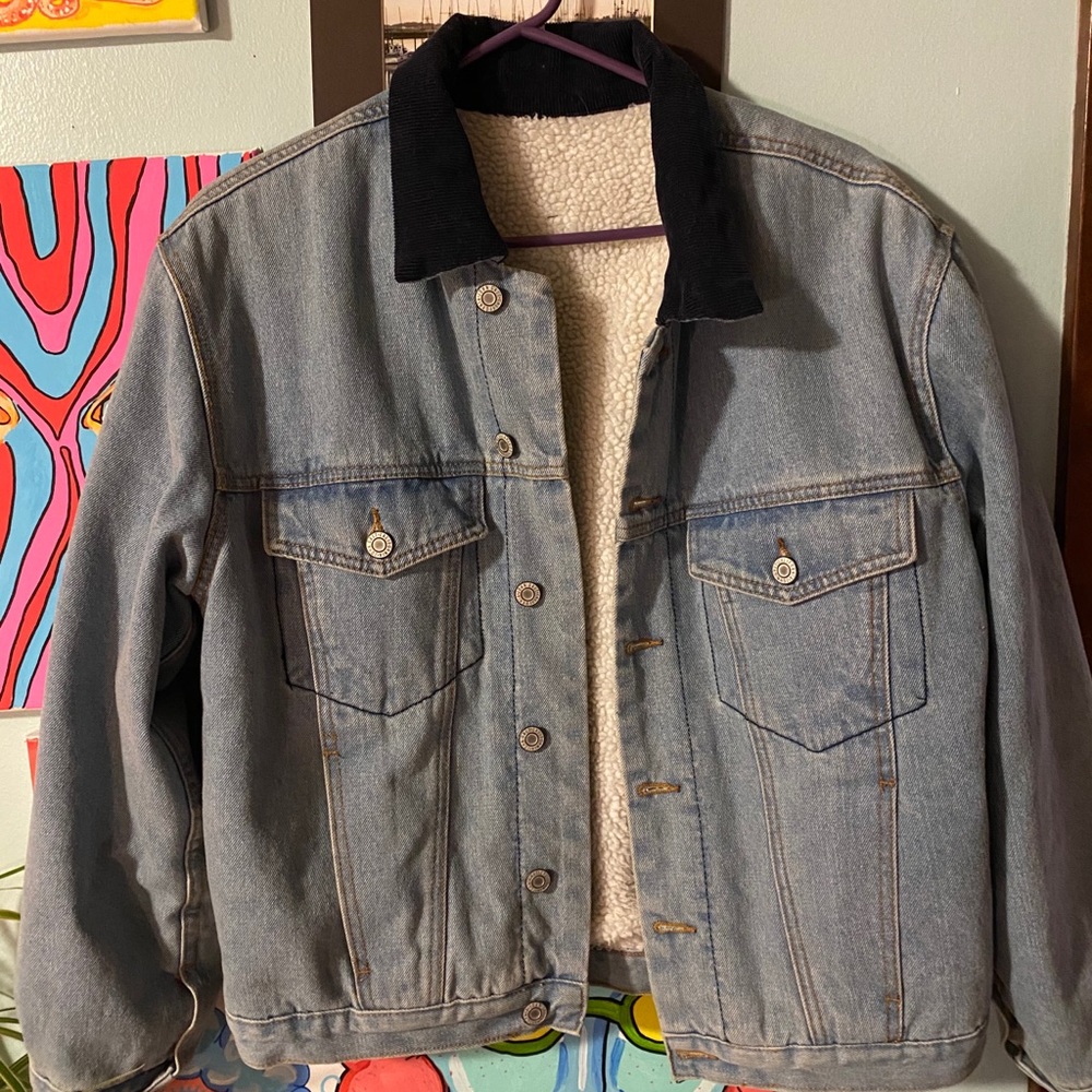 Sherpa lined Jean jacket with corduroy collar